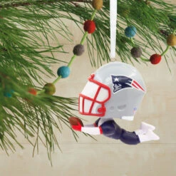 NFL New England Patriots Bouncing Buddy Hallmark Ornament -Hallmark Gift Shop Bobblehead Christmas Ornament 1OSL2408 02