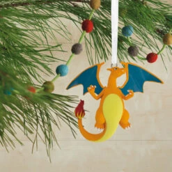Hallmark Gift Shop -Hallmark Gift Shop Charizard Christmas Ornament 3HCM4464 02