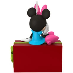 Hallmark Disney Minnie Mouse Christmas Present Personalized Ornament -Hallmark Gift Shop Disney Minnie Mouse Christmas Present Personalized Ornament 2499QHE1886B1 06