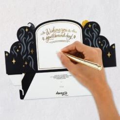 Hallmark Disney Hocus Pocus Bubbling Cauldron Pop-Up Card -Hallmark Gift Shop Disney Sanderson Sisters Hocus Pocus Card 5RZW1203 06