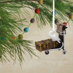 Harry Potter™ Luggage Trolley With Hedwig™ Hallmark Ornament -Hallmark Gift Shop Harry Potter Cart With Hedwig Christmas Ornament 3HCM3494 02