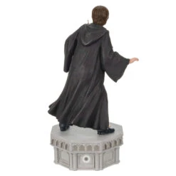 Hallmark Harry Potter And The Chamber Of Secrets™ Collection Harry Potter™ Ornament With Light And Sound -Hallmark Gift Shop Harry Potter Keepsake Ornament 3499QXI7114 07
