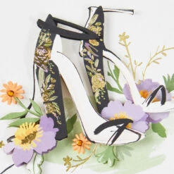 Hallmark No One Can Fill Your Fabulous Shoes Birthday Card -Hallmark Gift Shop High Heel Shoes Birthday Card for Her 759LAD2934 04