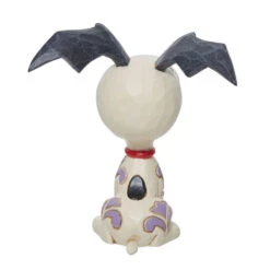 Enesco Jim Shore Peanuts Snoopy Batwing Ears Figurine, 3.22" -Hallmark Gift Shop Jim Shore Peanuts Snoopy Batwing Ears Figurine 6013039 02