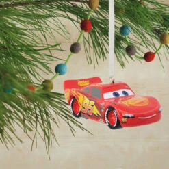 Hallmark Gift Shop -Hallmark Gift Shop Lightning McQueen Christmas Ornament 2HCM9018 02
