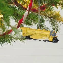 Hallmark Lionel® Trains Yellow 1361 Pennsylvania K4 Steam Locomotive Metal Ornament -Hallmark Gift Shop Lionel Trains Engine Keepsake Ornament 2199QXE3267 02