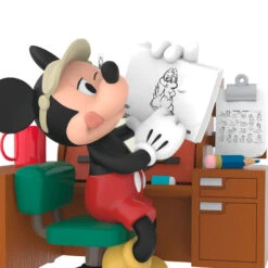 Hallmark Disney Mickey Mouse From Sketch To Screen Ornament -Hallmark Gift Shop Mickey Sketching at Desk Keepsake Ornament 5QXD7165 06