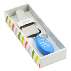 Hallmark Piece Of Me Cake Server With Sound -Hallmark Gift Shop Piece of Me Cake Server With Sound 1BIR1316 04