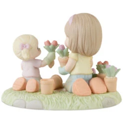 Precious Moments A Mother’s Love Makes A Garden Grow Figurine, 4.4" -Hallmark Gift Shop Precious Moments Mother and Daughter Gardening Figurine 223010 04