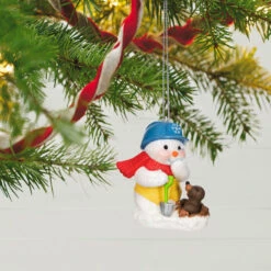 Hallmark Snow Buddies 2023 Ornament -Hallmark Gift Shop Snowman and Gopher Keepsake Ornament 1799QXR8037 02