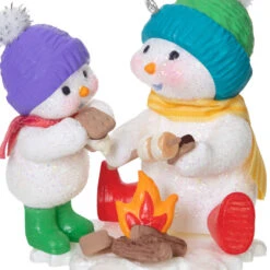 Hallmark Making Memories Scrumptious S'mores Ornament -Hallmark Gift Shop Snowmen Roasting Marshmallows Keepsake Ornament 5QXR8385 06