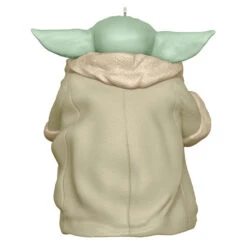 Hallmark Star Wars: The Mandalorian™ Grogu™ With Mudhorn Signet Ornament -Hallmark Gift Shop Star Wars The Mandalorian Grogu Keepsake Ornament 5QXI8665 07