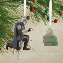 Star Wars: The Mandalorian™ And Grogu™ Hallmark Ornaments, Set Of 2 -Hallmark Gift Shop The Mandalorian and Grogu Christmas Ornaments 3HCM4004 02