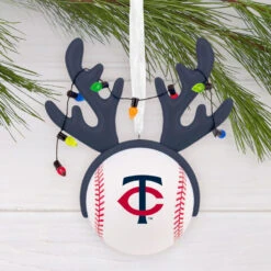 MLB Minnesota Twins™ Reindeer Baseball Hallmark Ornament -Hallmark Gift Shop Twins Reindeer Baseball Christmas Ornament 1OSL2706 02