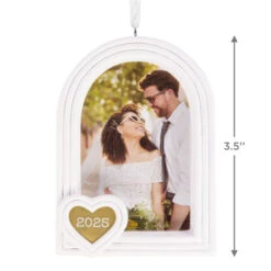 Wedding 2025 Photo Frame Hallmark Ornament -Hallmark Gift Shop Wedding Photo Frame Christmas Ornament 1HGO3637 04