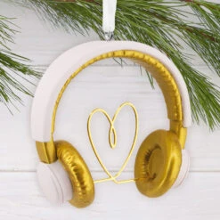 Music Lover Headphones Hallmark Ornament -Hallmark Gift Shop White Gold Headphones Christmas Ornament 1HGO3613 02