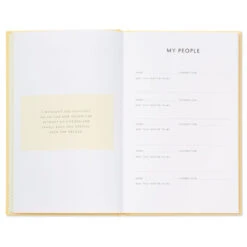 Hallmark While I Was Waiting Prompted Pregnancy Journal -Hallmark Gift Shop Yellow Prompted Pregnancy Journal 1BBA4141 04